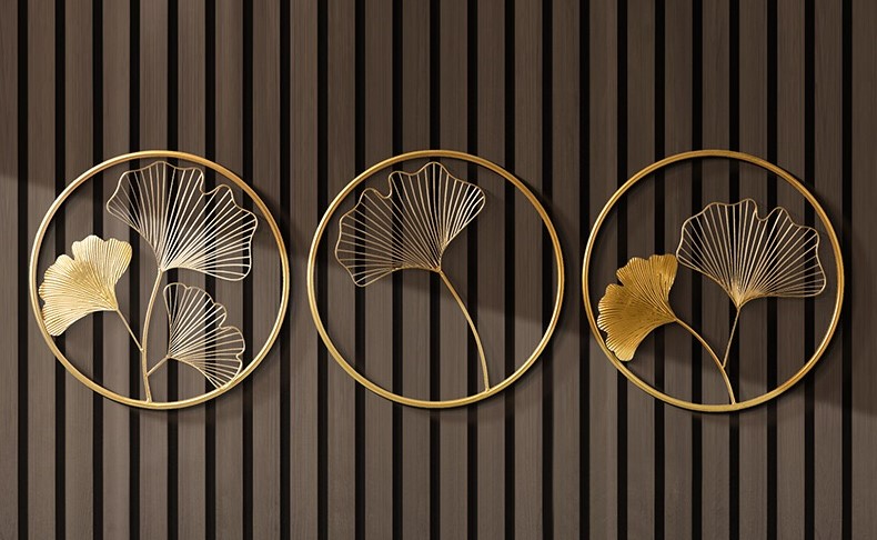 Round Gold Leaf Wall Decoration