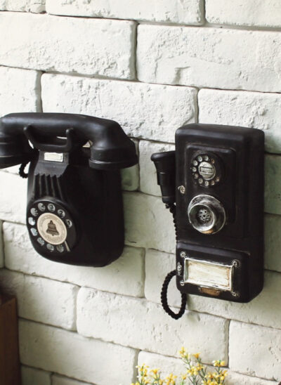 Resin Old Telephone Wall Decoration