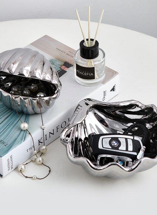 Silver Ceramic Clamshell Decoration