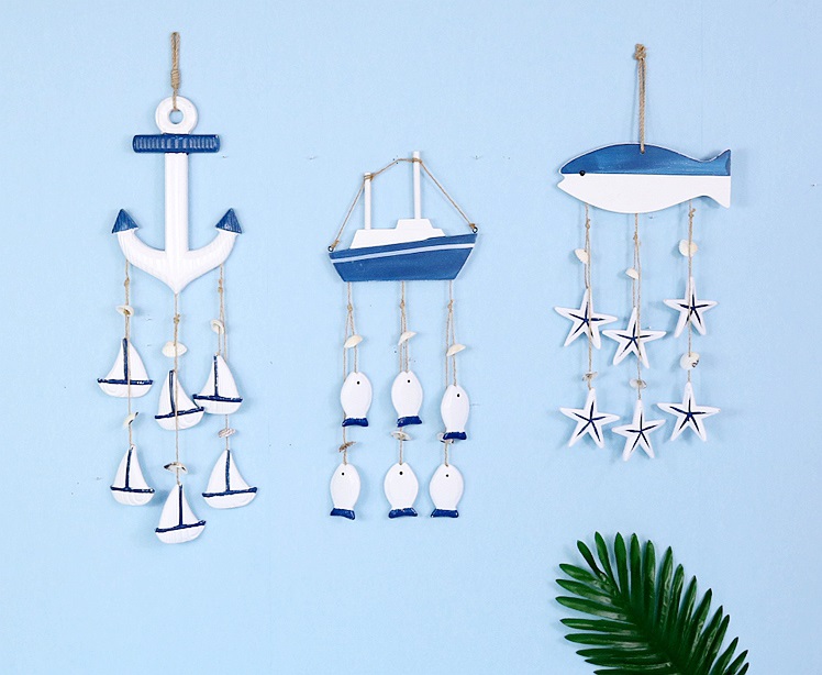 Ocean-Themed Wall Pendant with Three Strings