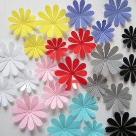 3D Plastic Flowers Wall Decoration