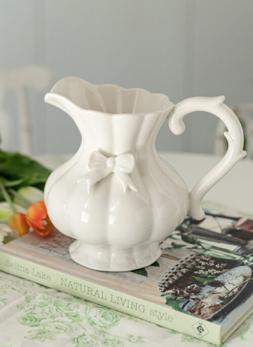 Ceramic Vintage Style Vase with Bow