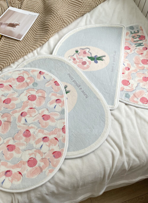 Oval Rug with Pink Flowers