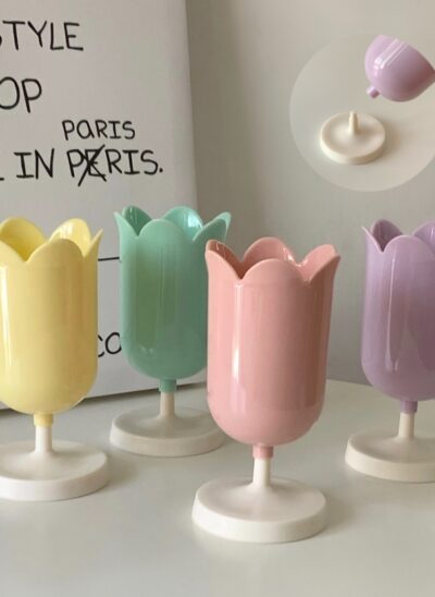Plastic Tulip-Shaped Pen Holder
