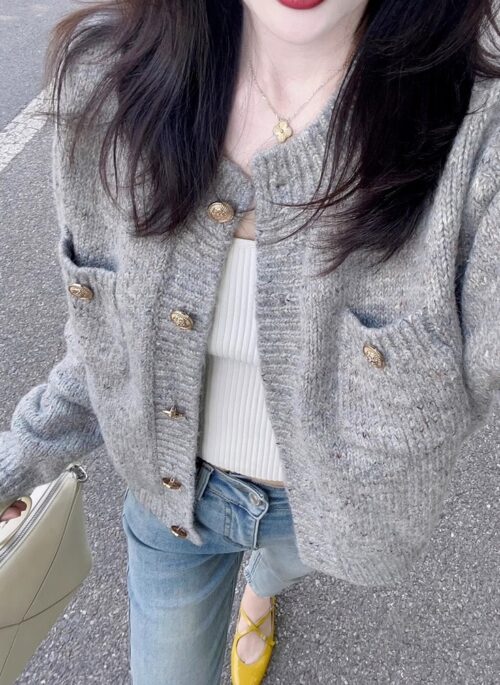 Gray Knitted Cardigan With Pockets