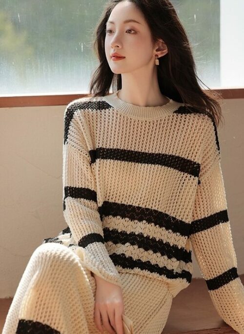 Beige French Loose Knitted Top And Skirt Set