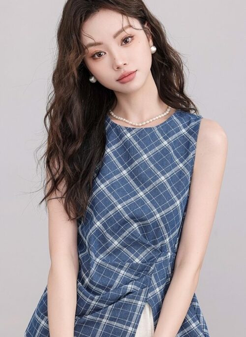 Plaid Sleeves Top With Irregular Cut Pattern